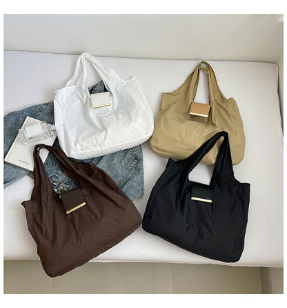 Compact Foldable Keychain Bag, Expands to Large Capacity Shopping Bag, Durable Reusable Tote, Portable for Supermarket Shopping & Travel